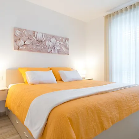 Ella Deluxe Apartamento