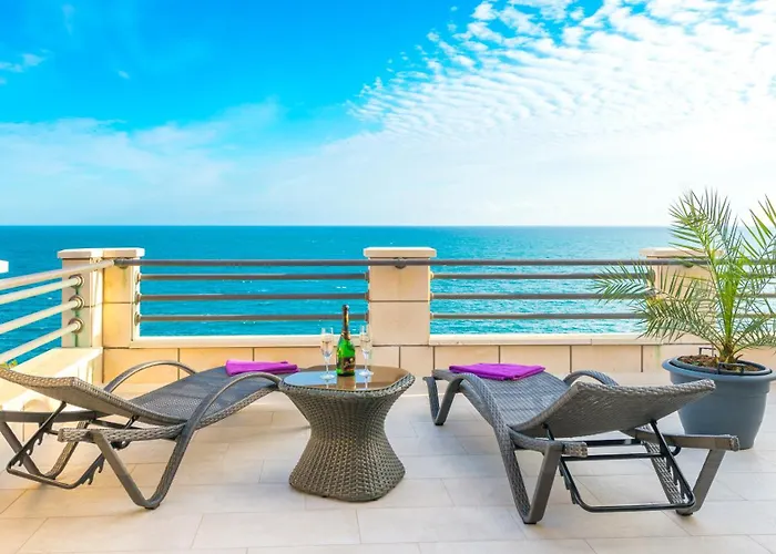 Ella Deluxe Appartamento *